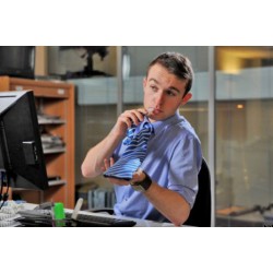 Corbata y Licorera 2 en 1 Corbata y Licorera 2 en 1