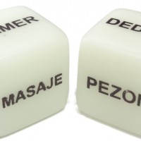 Juego Romántico Que Brilla En La Oscuridad – Dados Fosforescentes Y Antifaz Suave – Set De 2 Piezas Para Parejas – Ideal Para Aniversarios Y Noches Especiales